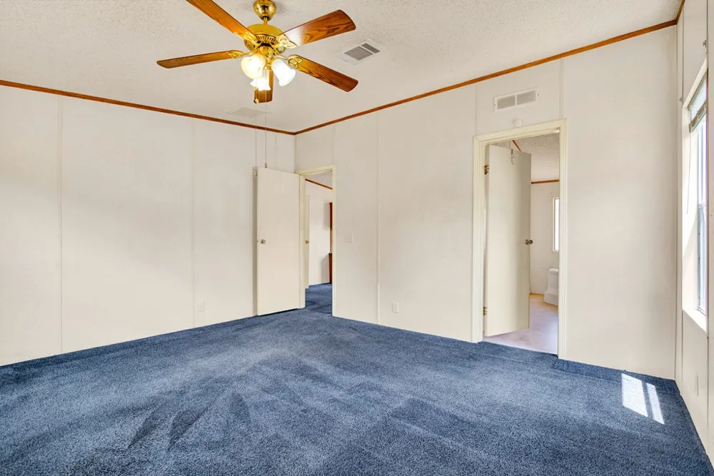 166 Rosanky Cattle Company Road Smithville, TX 78957