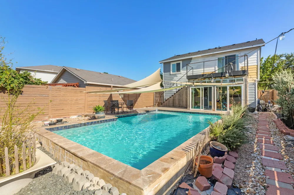 1404 Anise Drive Austin, TX 78741