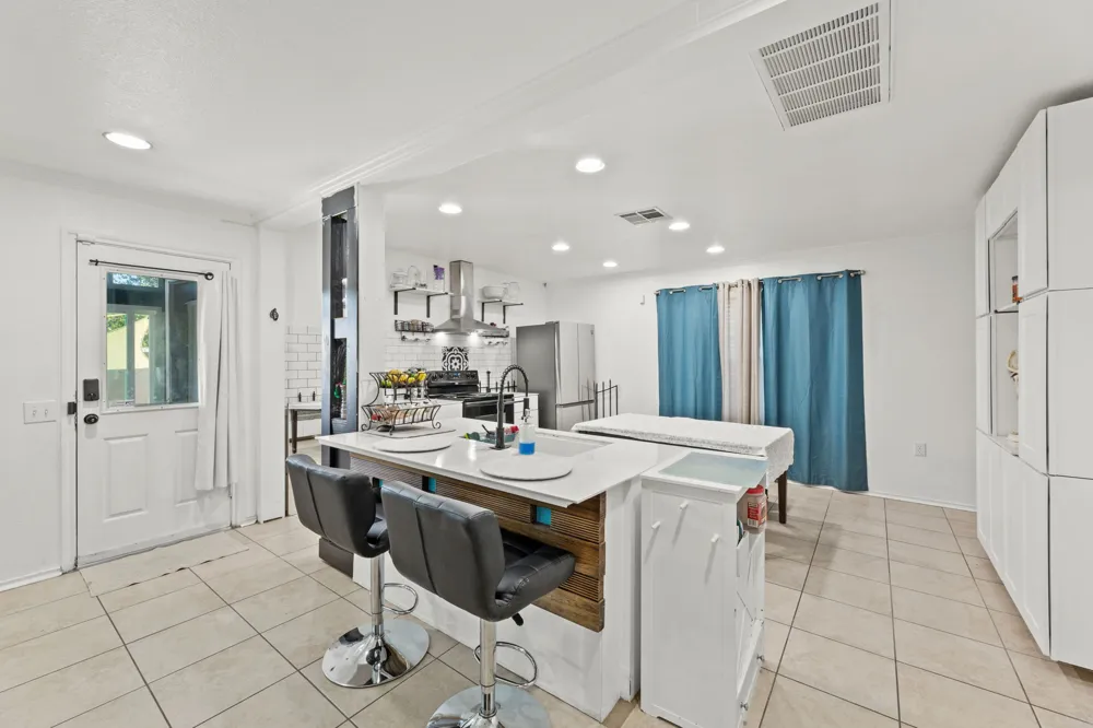 1404 Anise Drive Austin, TX 78741
