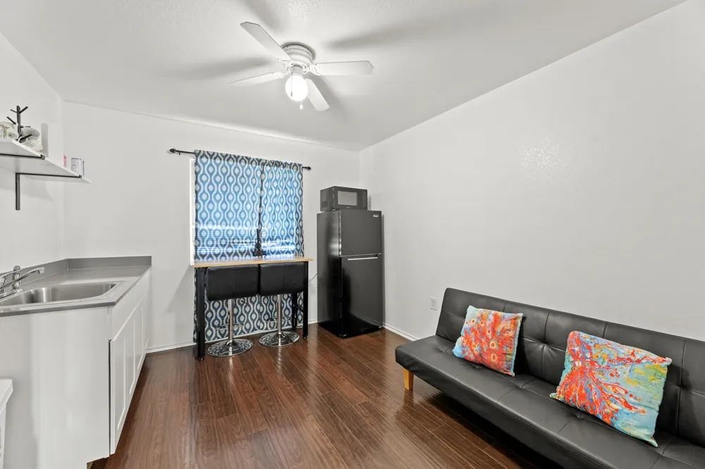 1404 Anise Drive Austin, TX 78741