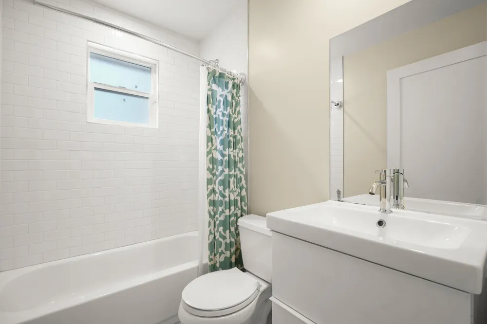 1705 E 14th Street #B Austin, TX 78702