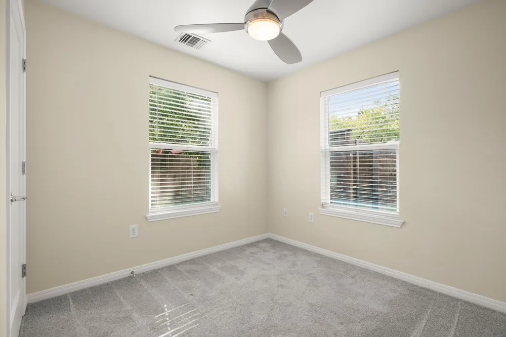 1705 E 14th Street #B Austin, TX 78702
