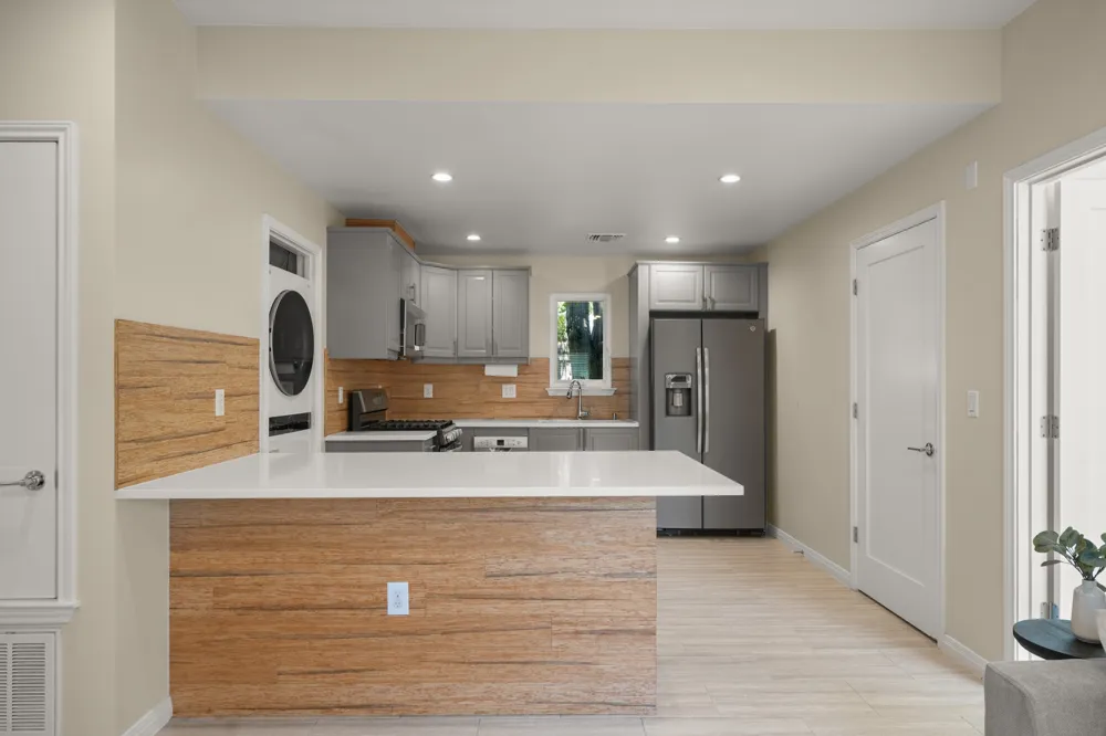 1705 E 14th Street #B Austin, TX 78702