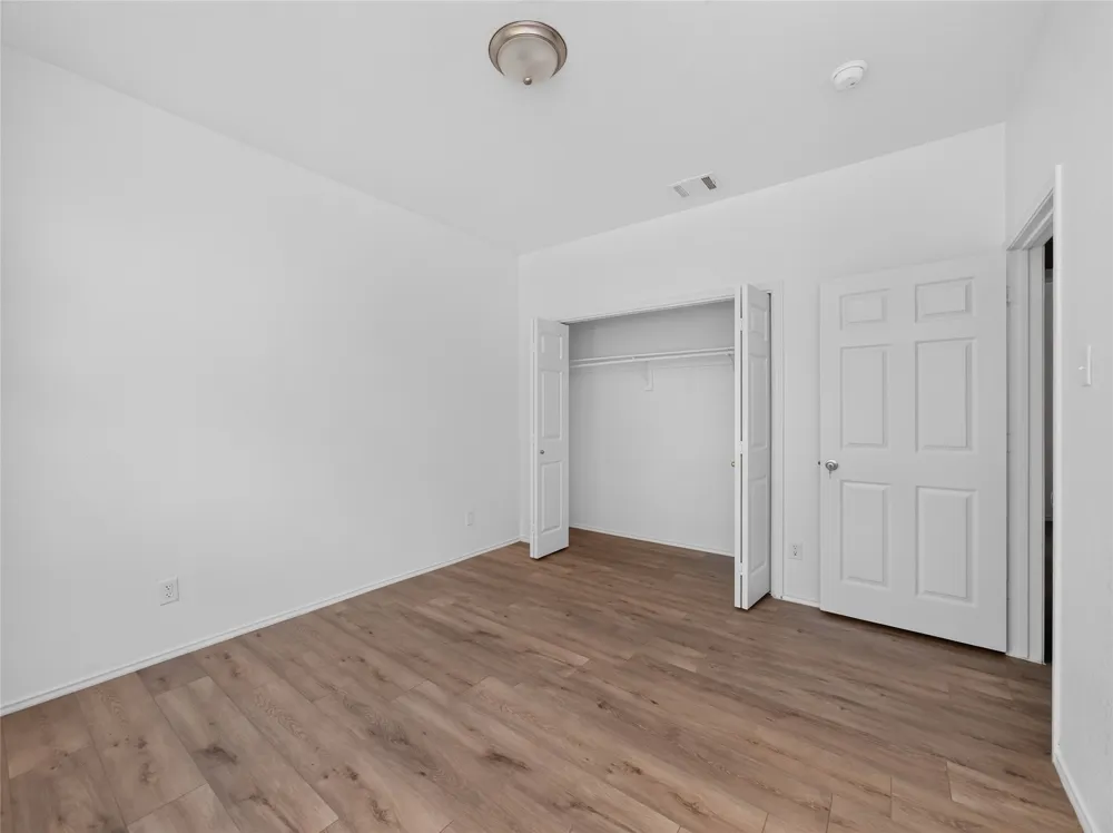 403 Davidson Drive Taylor, TX 76574