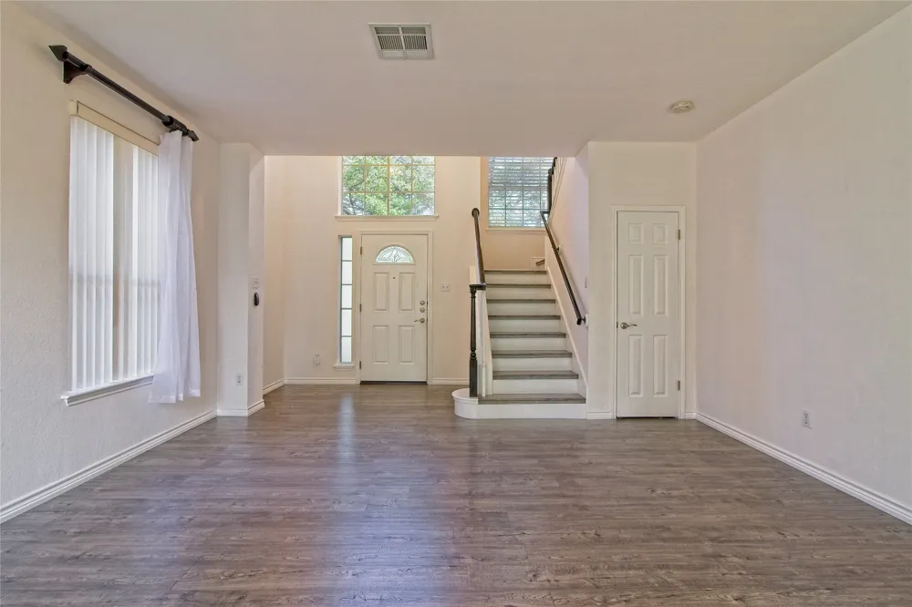 13421 Tossa Lane Austin, TX 78729