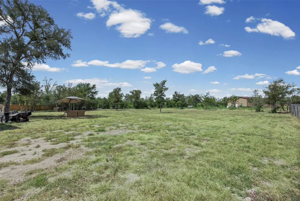 120 Mimosa Road Dale, TX 78616