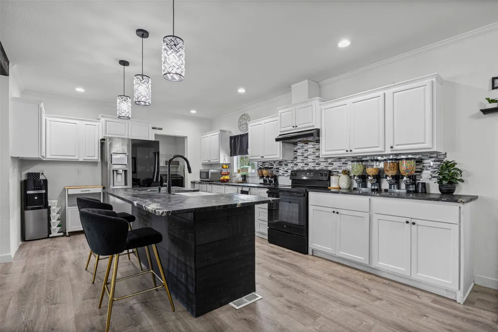 120 Mimosa Road Dale, TX 78616