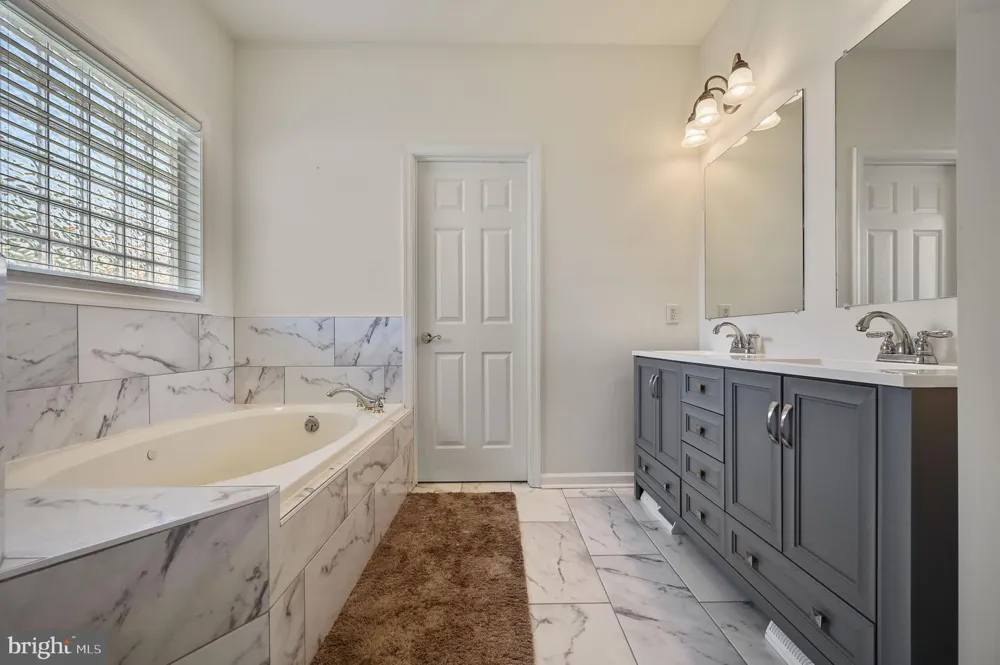 85 REDCREST COURT Dover, DE 19904