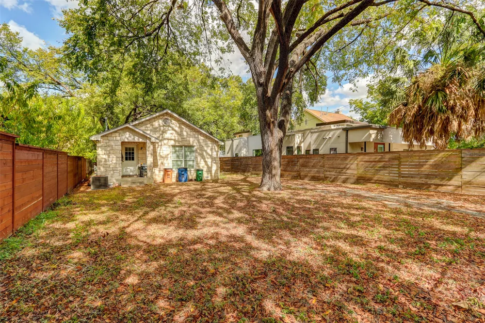 611 W Live Oak Street Austin, TX 78704