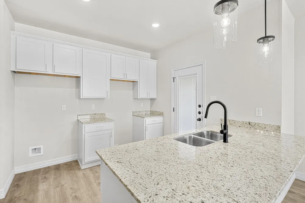 1213 Lone Pine Way Killeen, TX 76543