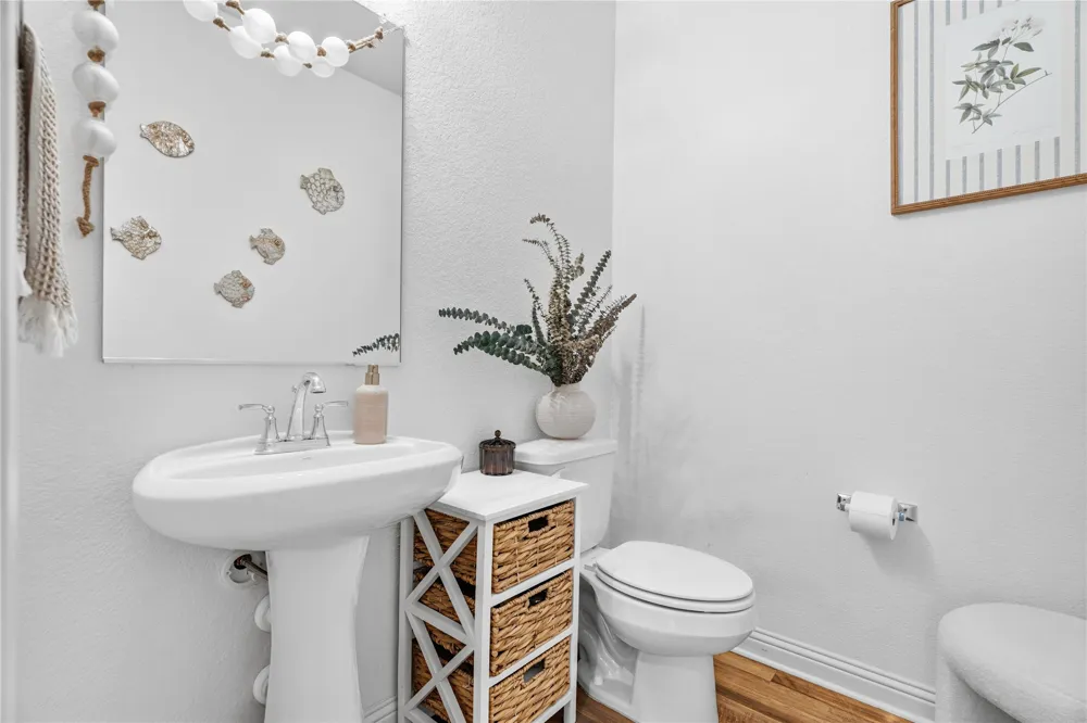 7704 Norah Drive Austin, TX 78744