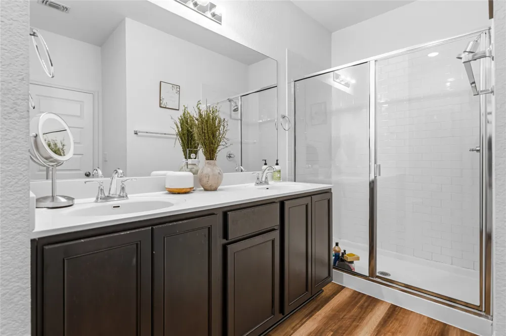 7704 Norah Drive Austin, TX 78744