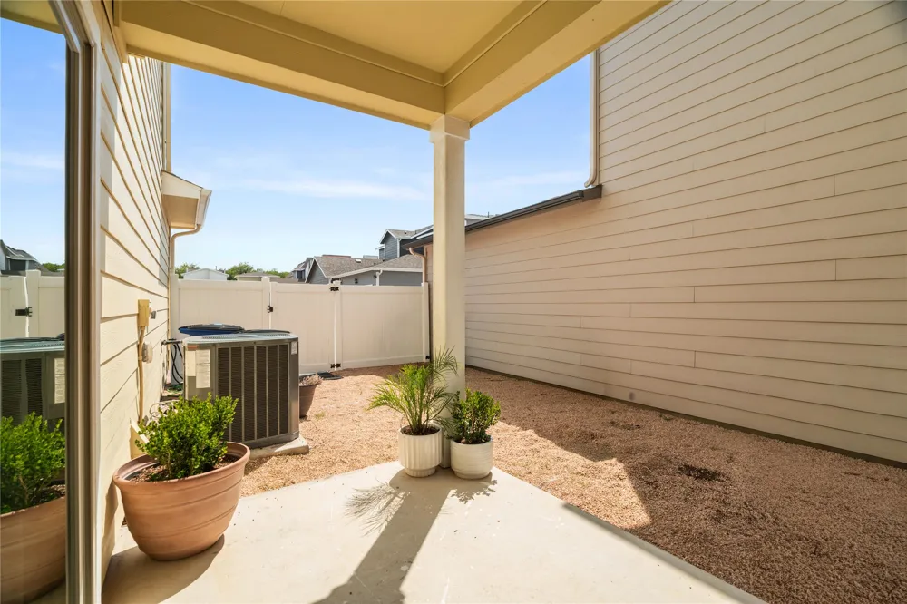 7704 Norah Drive Austin, TX 78744