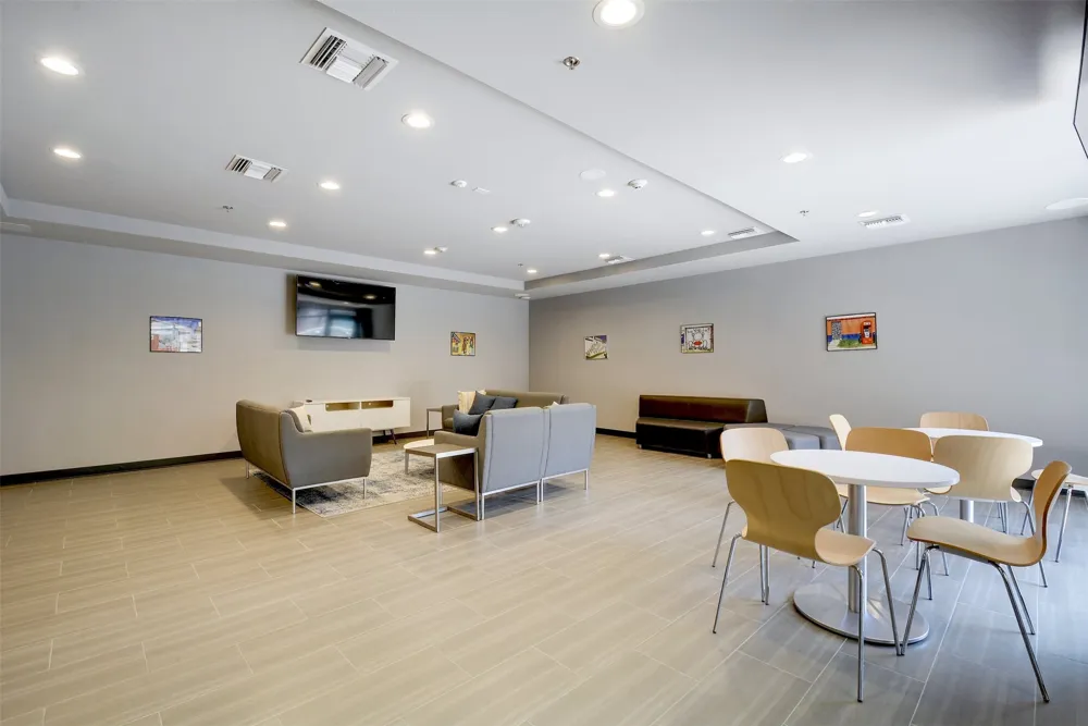 1800 E 4th Street #205 Austin, TX 78702
