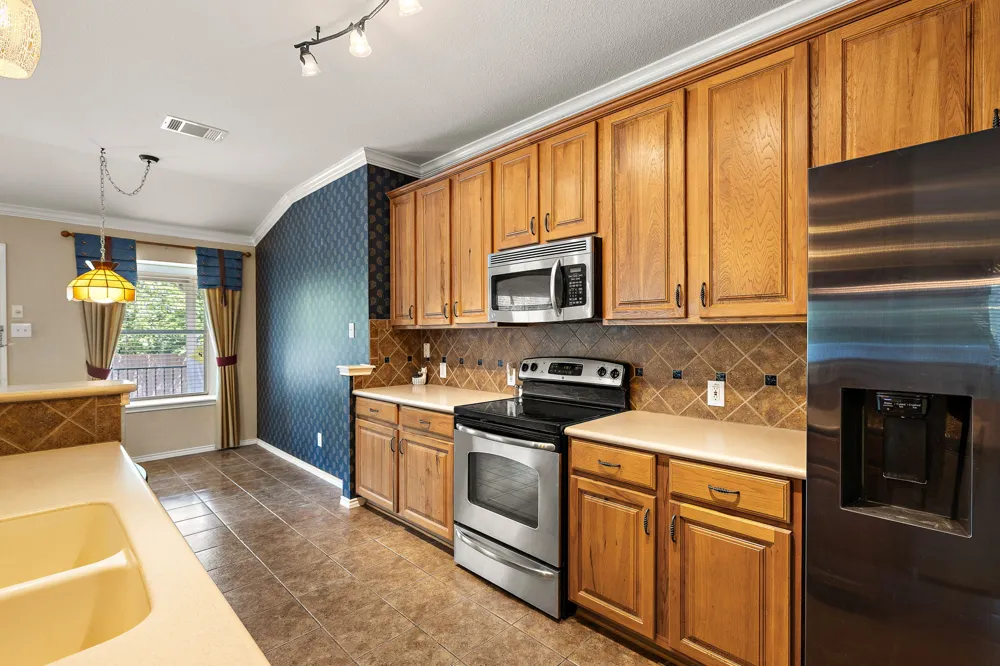 1105 SOUTH BROOK DRIVE Leander, TX 78641