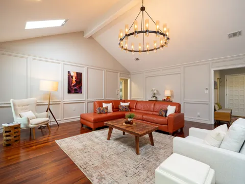 2110 Wychwood Drive