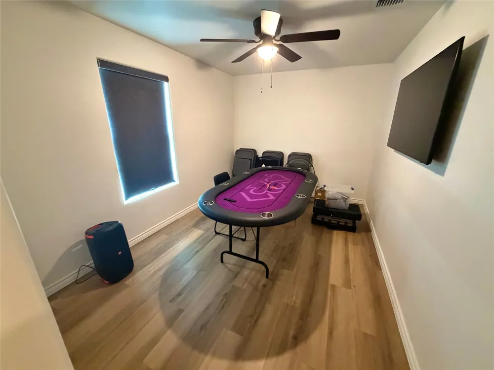 1107 Neches Street Lockhart, TX 78644