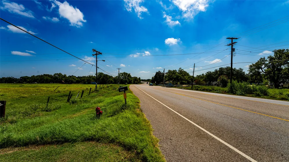 1331 E Cameron Avenue Rockdale, TX 76567