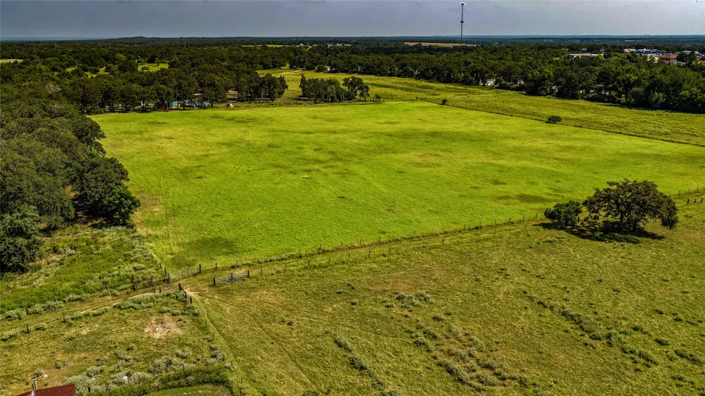 1331 E Cameron Avenue Rockdale, TX 76567