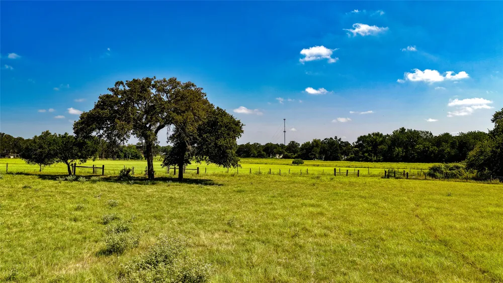 1331 E Cameron Avenue Rockdale, TX 76567