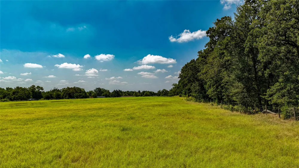 1331 E Cameron Avenue Rockdale, TX 76567