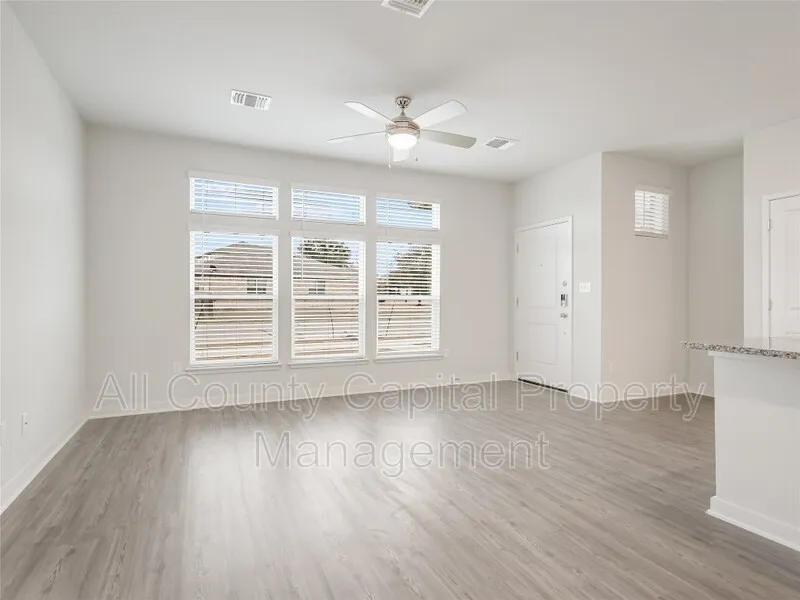 605 W South Street #82 Leander, TX 78641