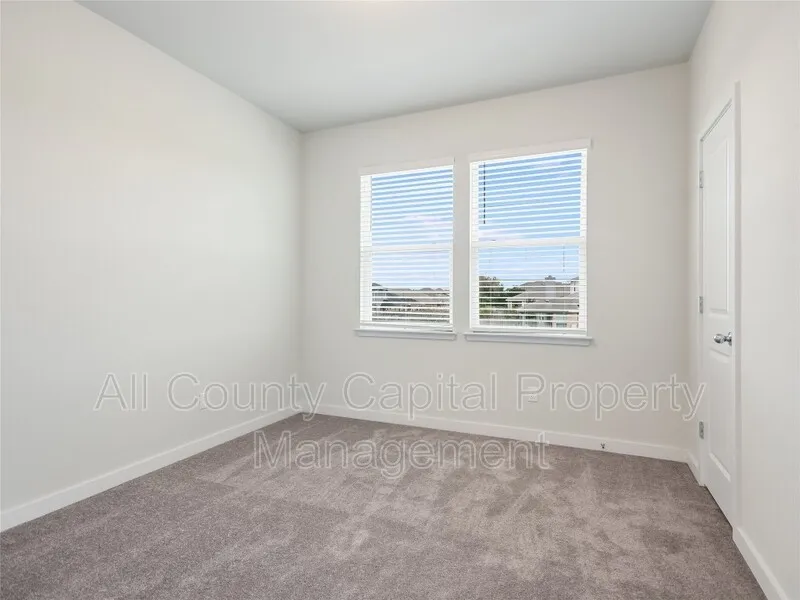 605 W South Street #82 Leander, TX 78641