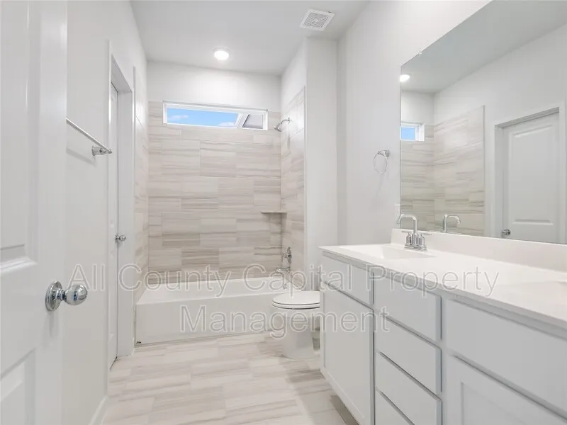 605 W South Street #82 Leander, TX 78641