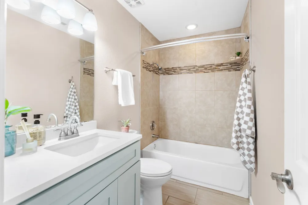 13323 Villa Park Dr Unit B Austin, TX 78729