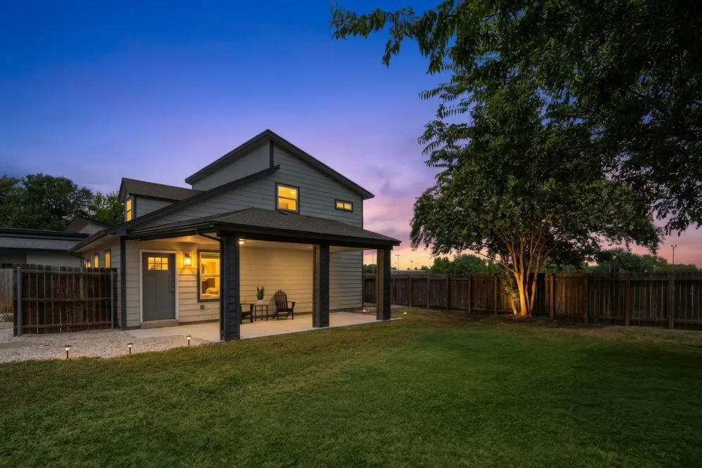 13323 Villa Park Dr Unit B Austin, TX 78729