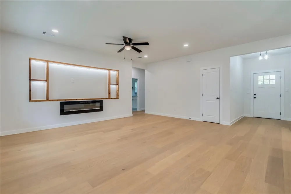 108 Keahi Court Bastrop, TX 78602