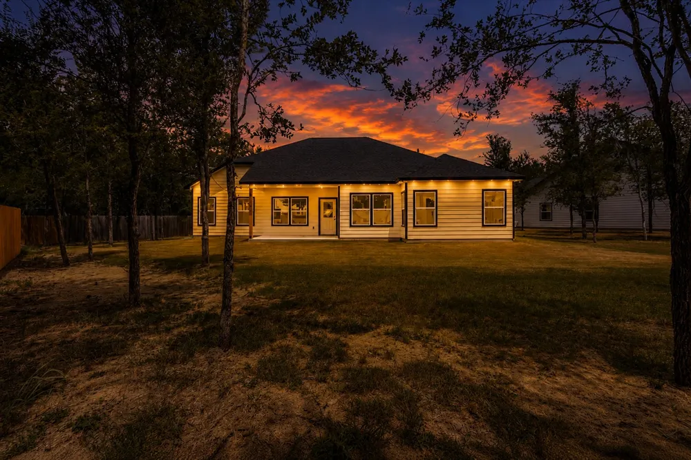 108 Keahi Court Bastrop, TX 78602