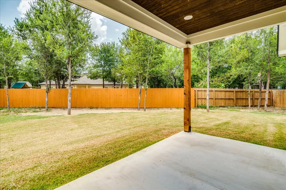108 Keahi Court Bastrop, TX 78602