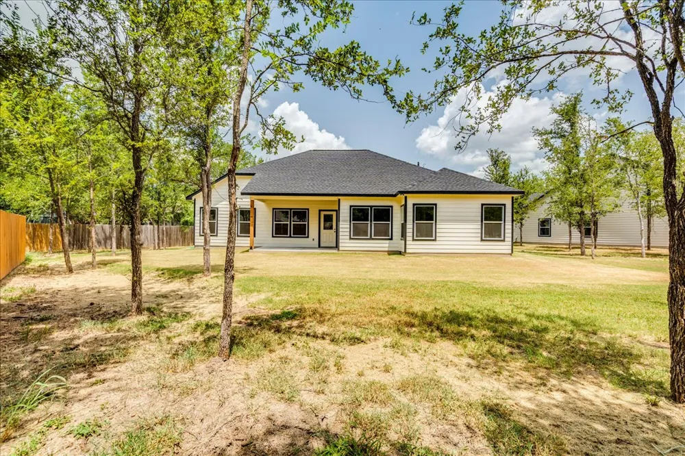 108 Keahi Court Bastrop, TX 78602