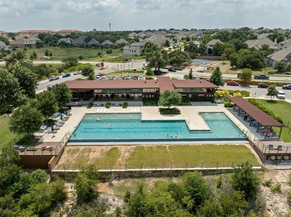 213 Diamondback Drive Georgetown, TX 78628