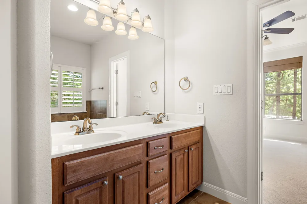 131 Molokini Drive Bastrop, TX 78602