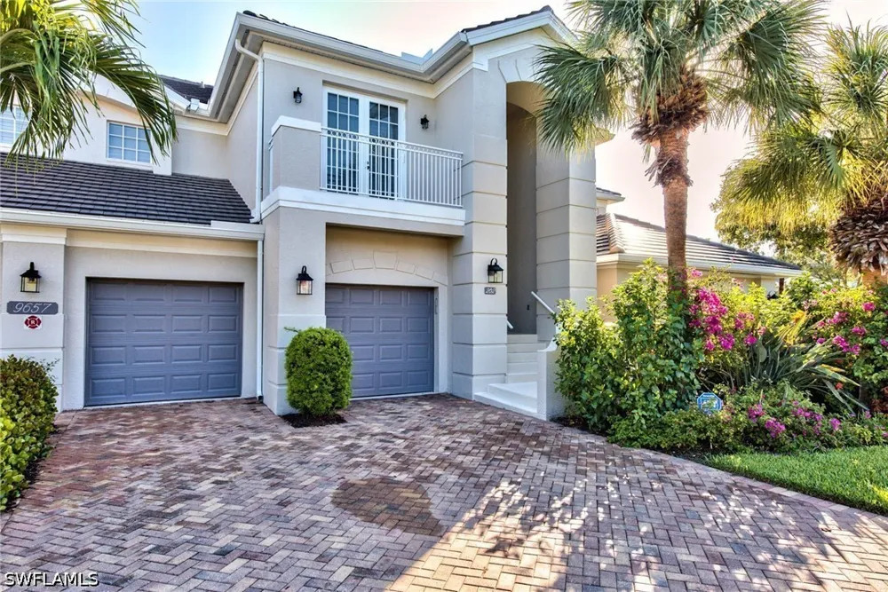 Cypress Hammock Circle #202 Estero, FL 34135