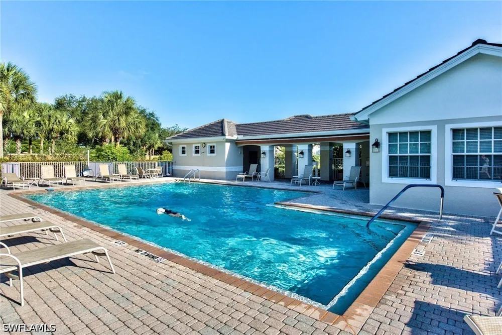 Cypress Hammock Circle #202 Estero, FL 34135