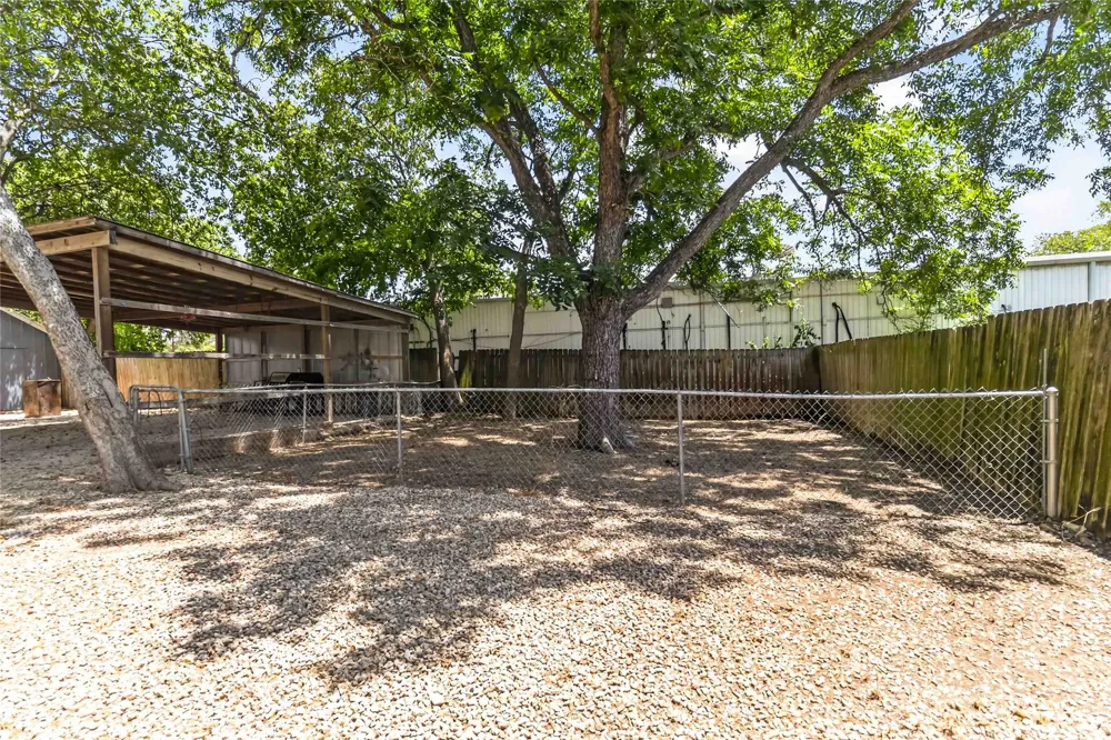 217 Bishop Street San Marcos, TX 78666