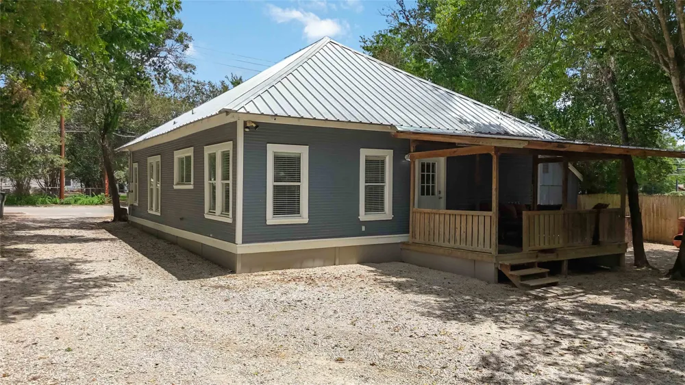 217 Bishop Street San Marcos, TX 78666