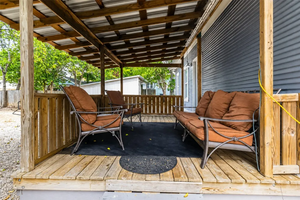 217 Bishop Street San Marcos, TX 78666