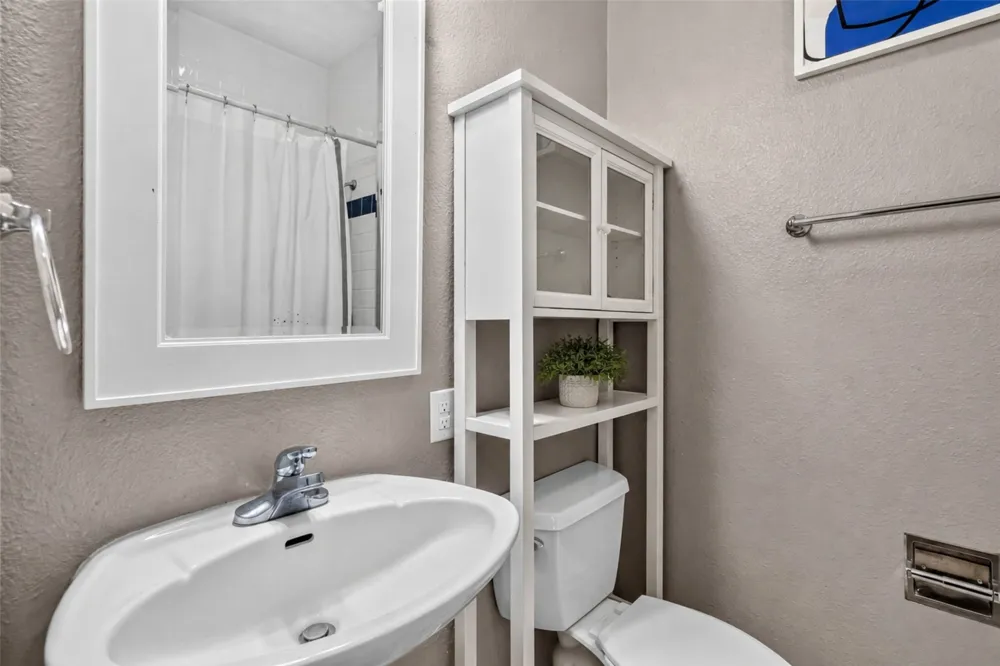 217 Bishop Street San Marcos, TX 78666