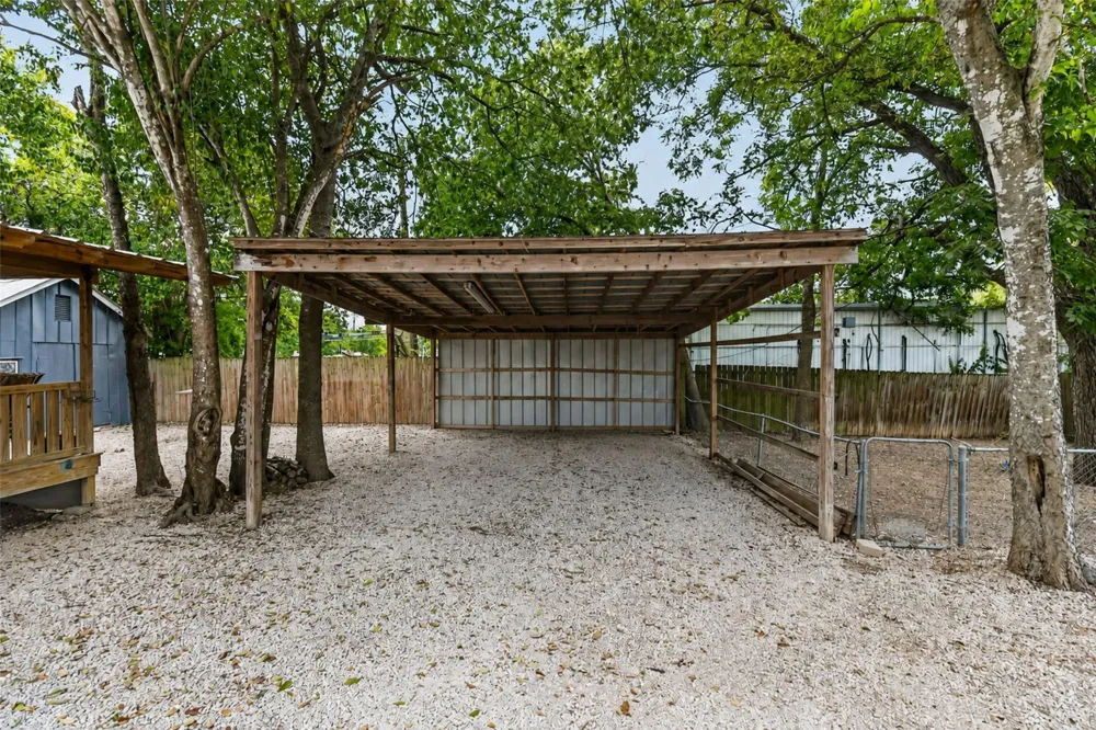 217 Bishop Street San Marcos, TX 78666