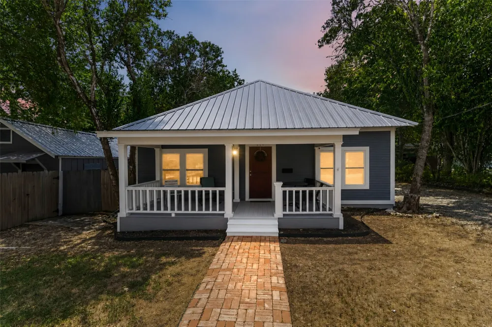 217 Bishop Street San Marcos, TX 78666