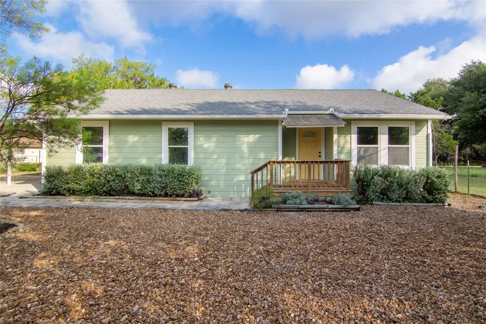 1635 Lakeview Drive Canyon Lake, TX 78133