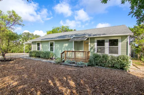 1635 Lakeview Drive