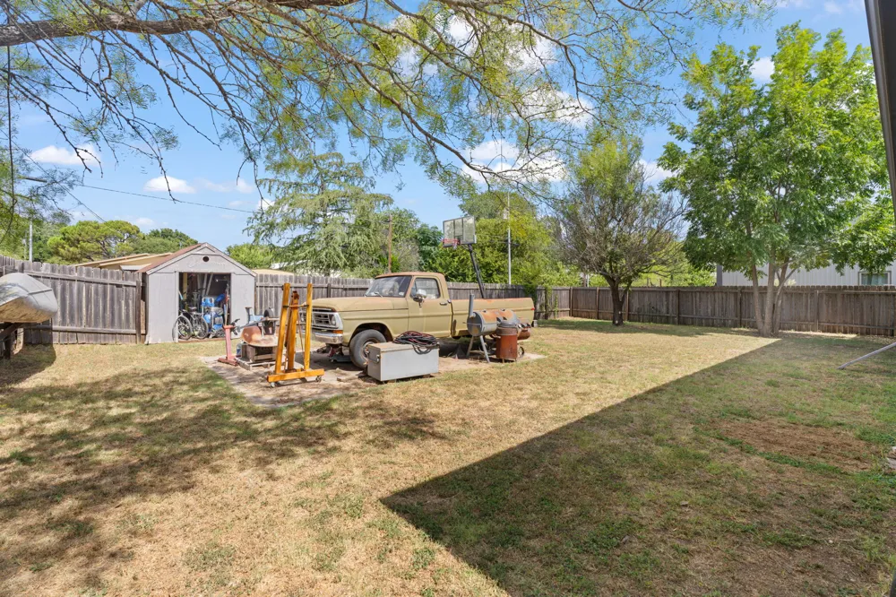713 Blackburn Lane Burnet, TX 78611