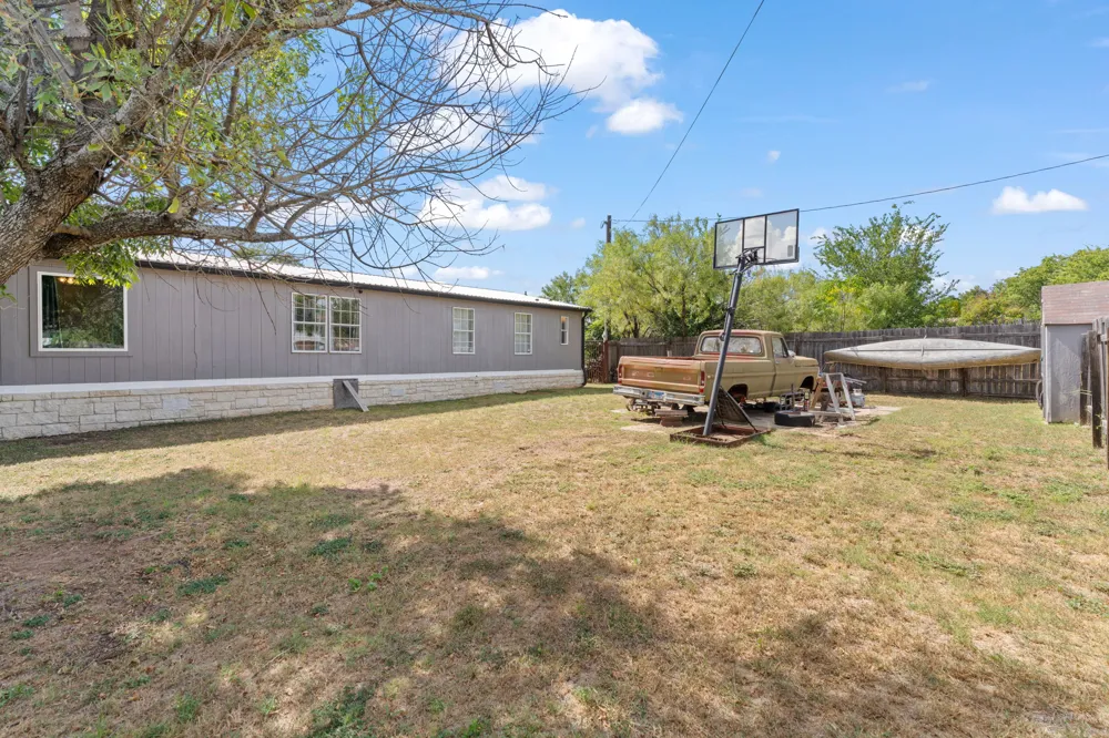 713 Blackburn Lane Burnet, TX 78611