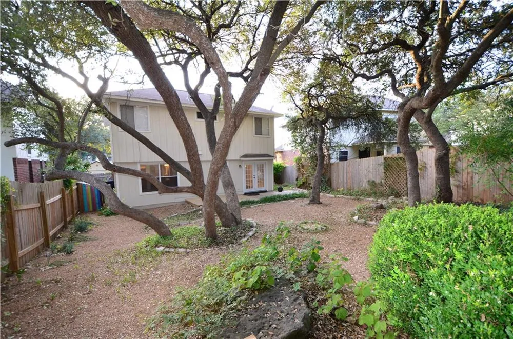 8322 Alvin High Austin, TX 78729