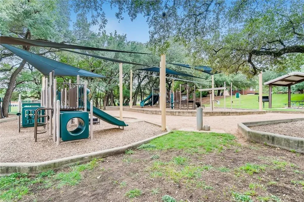 8322 Alvin High Austin, TX 78729